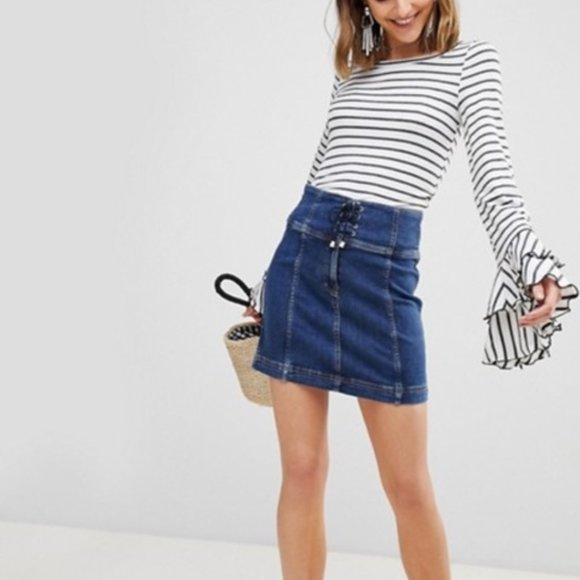 ✨HP✨FREE PEOPLE Modern Femme Corset Denim Jean Skirt - Picture 3 of 10